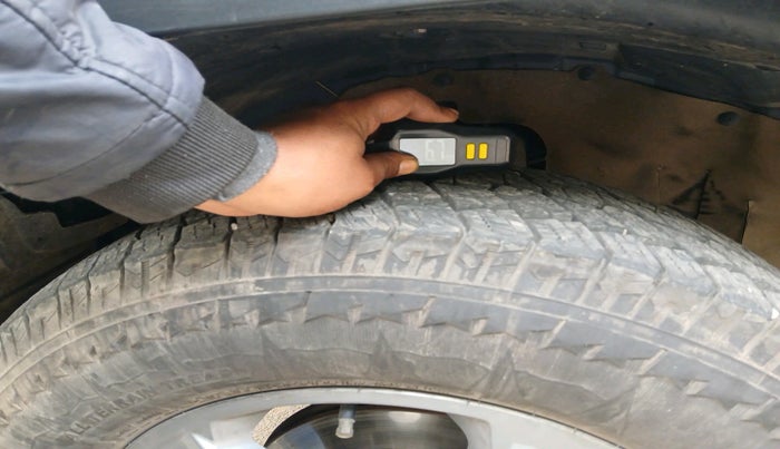 2024 Mahindra Thar LX D HT 2WD MT, Diesel, Manual, 57,449 km, tyre