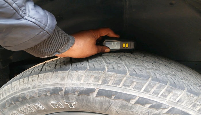 2024 Mahindra Thar LX D HT 2WD MT, Diesel, Manual, 57,449 km, tyre