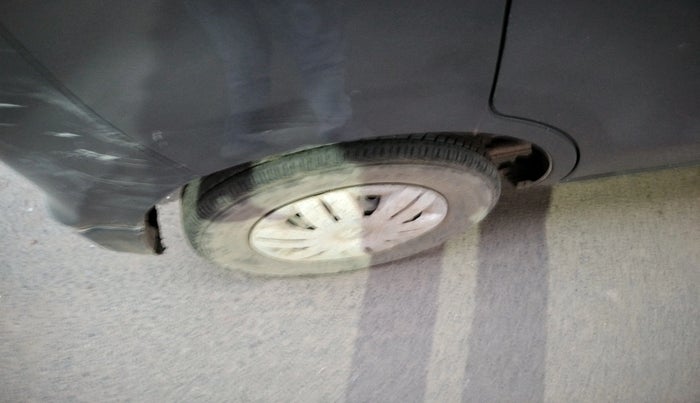 2017 Maruti Alto 800 LXI, Petrol, Manual, 29,754 km, tyre