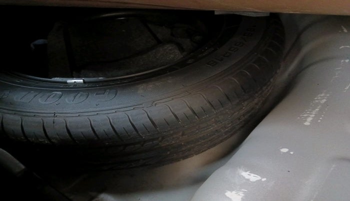 2022 KIA SONET HTE 1.5, Diesel, Manual, 89,182 km, tyre