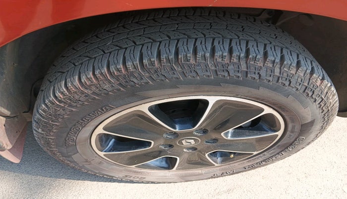 2017 Renault Duster 85 PS RXS MT DIESEL, Diesel, Manual, 69,134 km, tyre