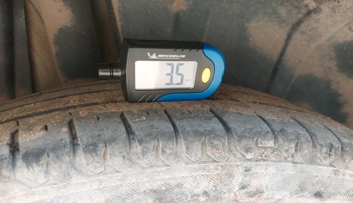 2024 Maruti Ertiga VXi (O), Petrol, Manual, 35,003 km, tyre