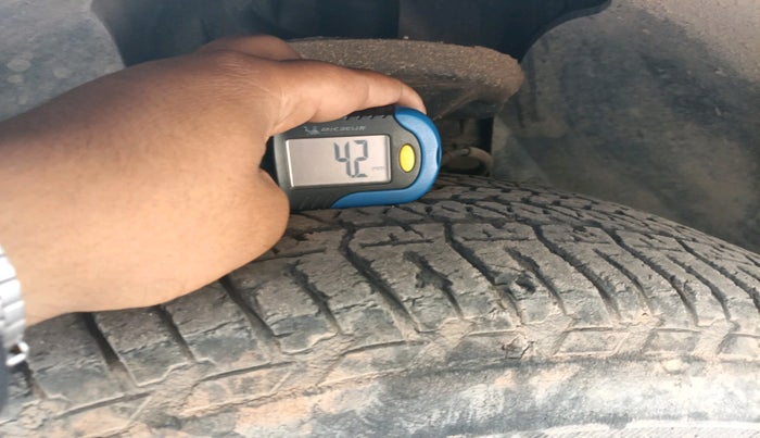 2016 Mahindra XUV500 W6, Diesel, Manual, 77,655 km, tyre