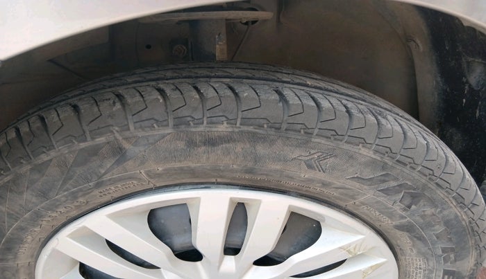 2020 Maruti Dzire VXI, Petrol, Manual, 21,295 km, tyre