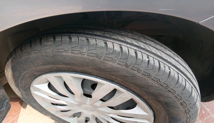 2020 Maruti Dzire VXI, Petrol, Manual, 21,295 km, tyre