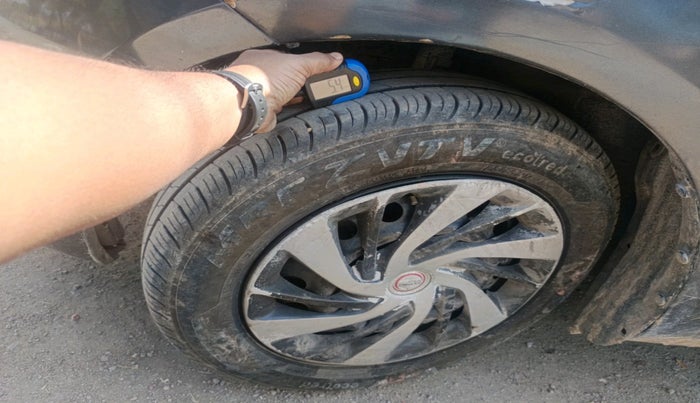 2012 Maruti Ertiga VDI, Diesel, Manual, 89,358 km, tyre