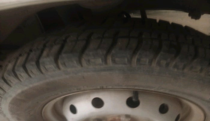 2012 Maruti Alto LXI, Petrol, Manual, 37,728 km, tyre