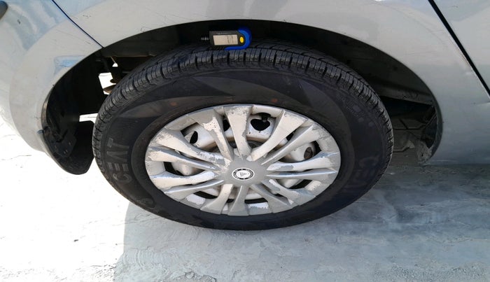 2018 Tata Tiago XM PETROL, Petrol, Manual, 26,879 km, tyre