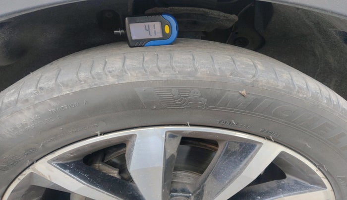 2020 Volkswagen T-ROC 1.5 TSI AT, Petrol, Automatic, 90,783 km, tyre