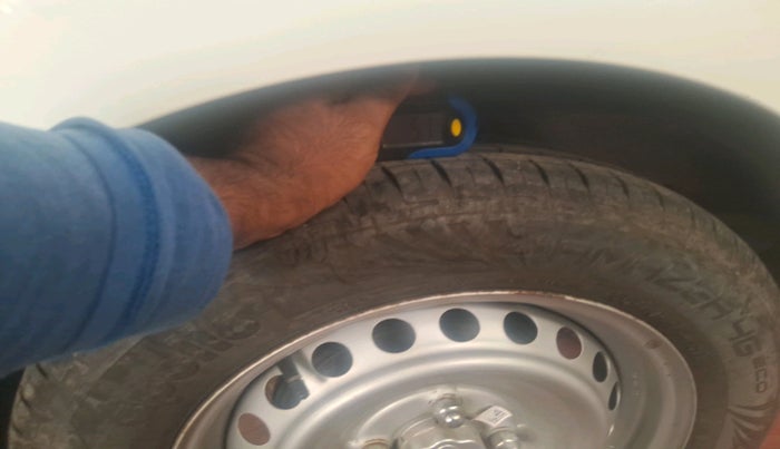 2022 Hyundai GRAND I10 NIOS ERA 1.2 KAPPA VTVT, Petrol, Manual, 11,366 km, tyre