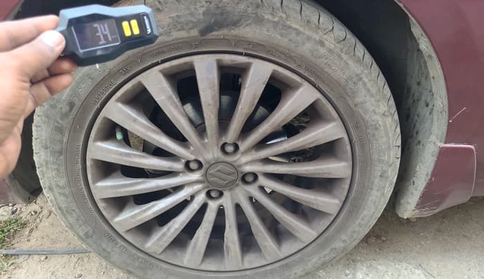 2018 Maruti Ciaz ALPHA  AT 1.4  PETROL, Petrol, Automatic, 1,31,275 km, tyre