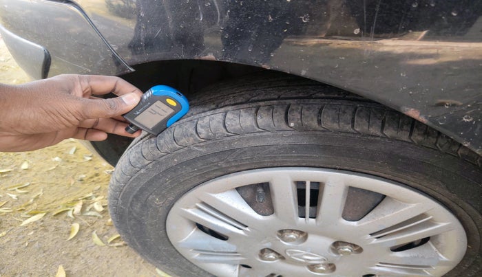 2011 Hyundai Santro Xing GLS, Petrol, Manual, 1,06,293 km, tyre