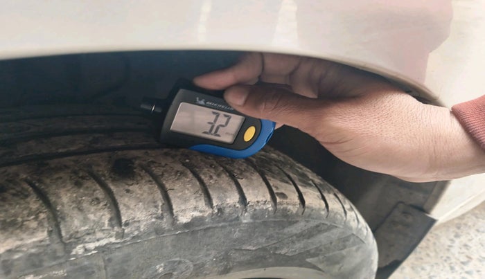 2018 Tata Tiago XT DIESEL, Diesel, Manual, 1,13,167 km, tyre