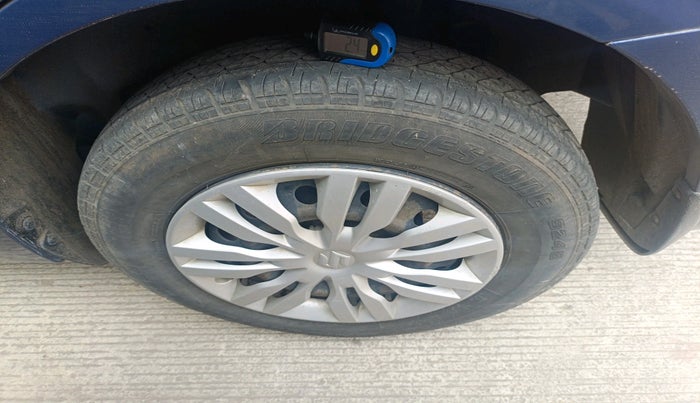 2018 Maruti Dzire VDI AMT, Diesel, Automatic, 1,15,542 km, tyre