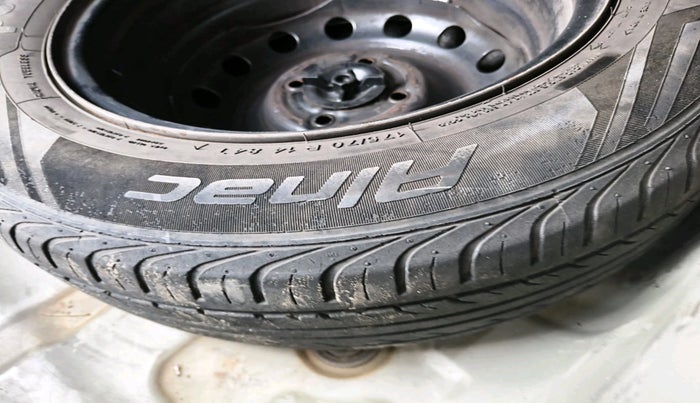 2015 Chevrolet Sail 1.2 BASE, Petrol, Manual, 65,948 km, tyre