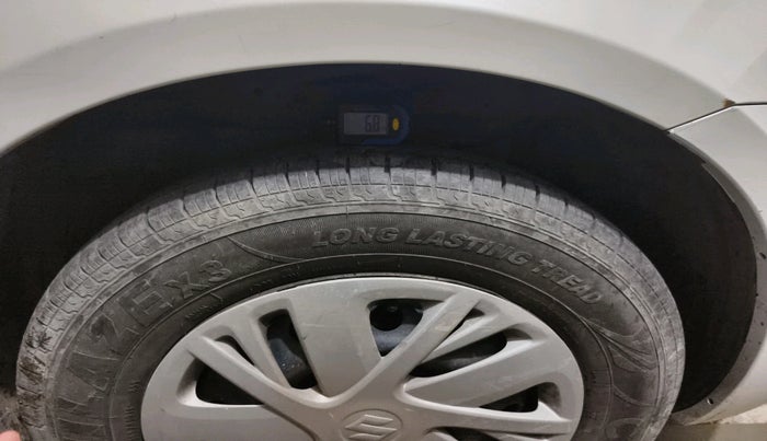 2015 Maruti Swift VDI, Diesel, Manual, 25,044 km, tyre