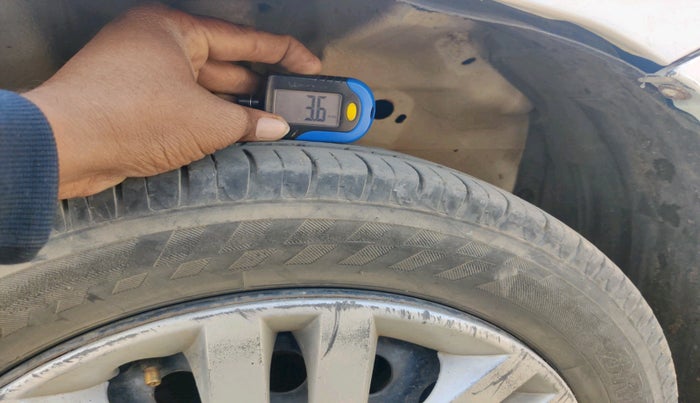 2016 Maruti Wagon R 1.0 VXI, Petrol, Manual, 97,543 km, tyre