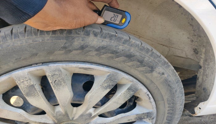 2016 Maruti Wagon R 1.0 VXI, Petrol, Manual, 97,543 km, tyre