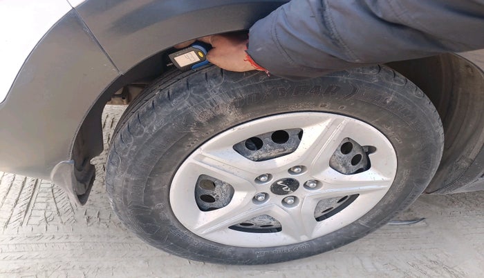 2023 KIA SELTOS HTK 1.5 DIESEL IMT, Diesel, Manual, 44,778 km, tyre