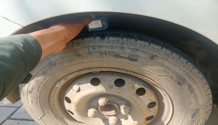 2013 Hyundai i10 SPORTZ 1.2 AT, Petrol, Automatic, 50,220 km, tyre