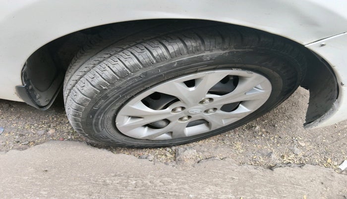 2014 Hyundai Grand i10 SPORTZ 1.2 KAPPA VTVT, Petrol, Manual, 73,804 km, tyre