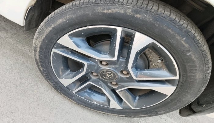 2017 Tata TIGOR XZ (O) PETROL, Petrol, Manual, 37,812 km, tyre
