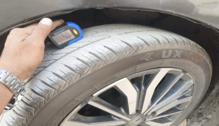 2017 Honda City 1.5L I-VTEC ZX CVT, Petrol, Automatic, 2,35,118 km, tyre