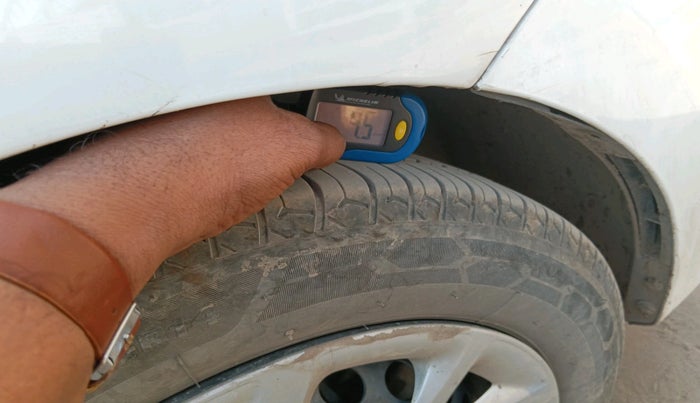 2018 Hyundai Grand i10 MAGNA 1.2 KAPPA VTVT, Petrol, Manual, 1,74,922 km, tyre