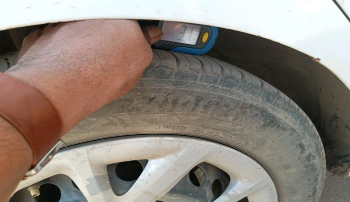 2018 Hyundai Grand i10 MAGNA 1.2 KAPPA VTVT, Petrol, Manual, 1,74,922 km, tyre