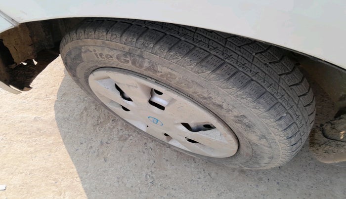 2022 Maruti New Wagon-R LXI CNG 1.0, Petrol, Manual, 63,162 km, tyre