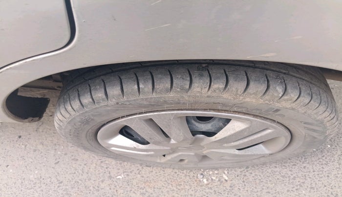 2014 Maruti Alto K10 VXI AMT, Petrol, Automatic, 56,908 km, tyre