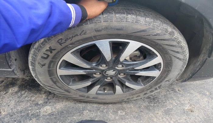 2018 Maruti S Cross ZETA 1.3, Diesel, Manual, 94,970 km, tyre