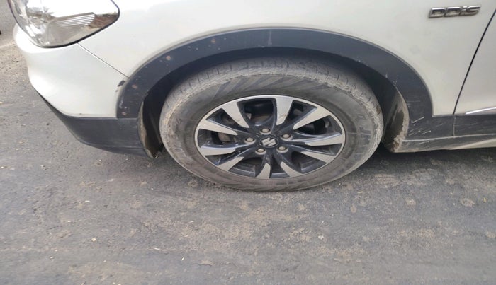 2018 Maruti S Cross ZETA 1.3, Diesel, Manual, 94,970 km, tyre