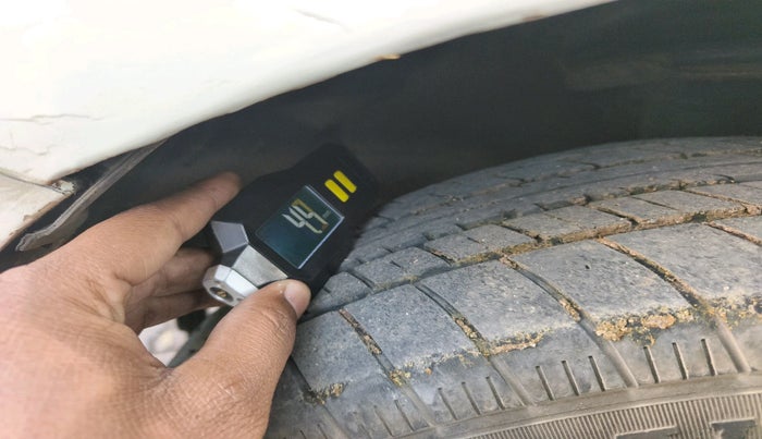 2011 Hyundai i20 SPORTZ 1.4 CRDI, Diesel, Manual, 1,37,861 km, tyre