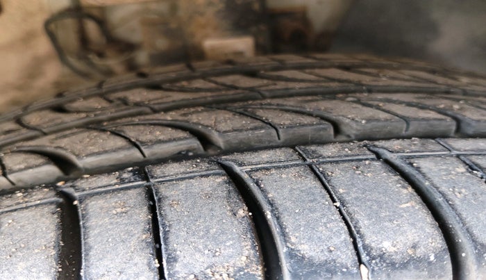 2017 Volkswagen Vento HIGHLINE PLUS 1.5 AT 16 ALLOY, Diesel, Automatic, 86,257 km, tyre