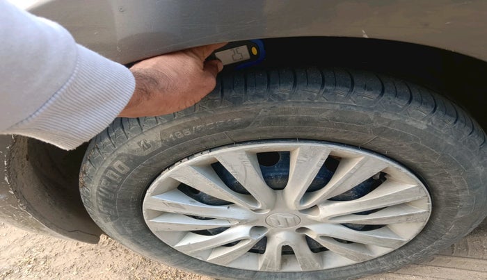 2020 Maruti Baleno DELTA PETROL 1.2, Petrol, Manual, 1,64,092 km, tyre