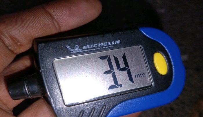 2022 Tata Harrier XTA PLUS 2.0L KRYOTEC DARK EDITION, Diesel, Automatic, 75,622 km, tyre