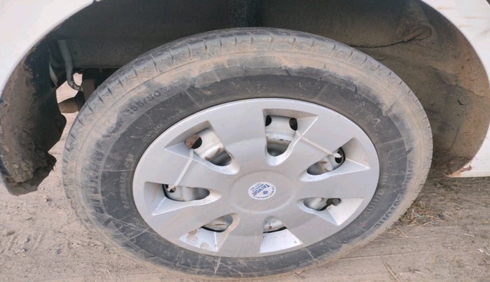 2021 Hyundai NEW SANTRO SPORTZ EXECUTIVE MT CNG, CNG, Manual, 1,29,773 km, tyre