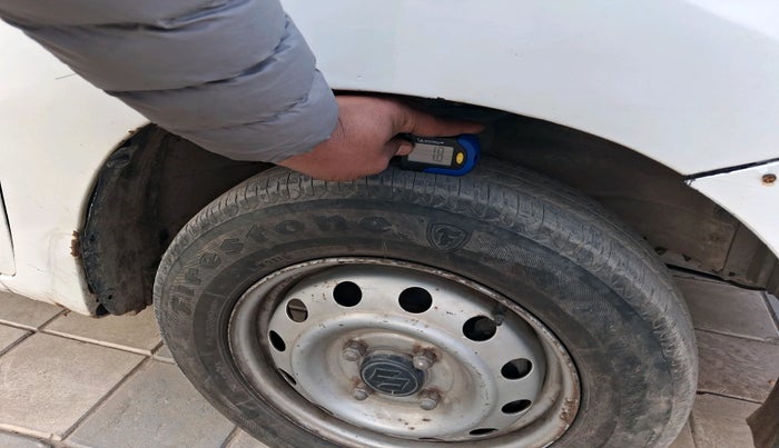 2014 Maruti Wagon R 1.0 LXI CNG, Petrol, Manual, 95,986 km, tyre