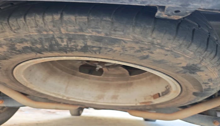 2014 Mahindra XUV500 W8, Diesel, Manual, 1,13,922 km, tyre