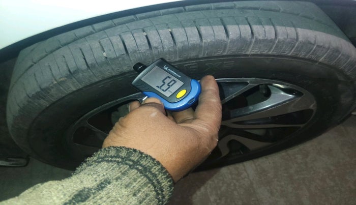 2019 Maruti Baleno ZETA DIESEL 1.3, Diesel, Manual, 1,09,355 km, tyre