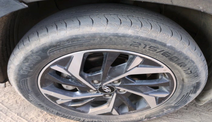 2021 Hyundai Creta SX (O) 1.5 DIESEL, Diesel, Manual, 1,17,311 km, tyre