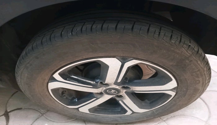 2021 Tata NEXON XZA PLUS DIESEL, Diesel, Automatic, 34,680 km, tyre