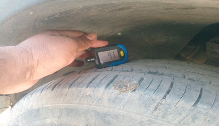 2020 Tata Harrier XZ PLUS 2.0L, Diesel, Manual, 77,064 km, tyre