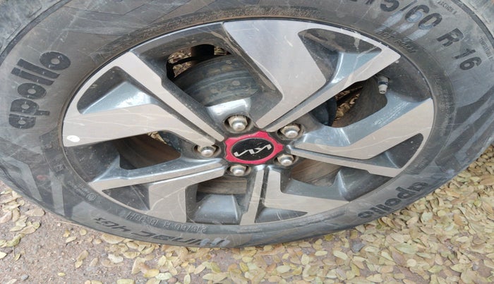 2023 KIA SONET HTK PLUS 1.2, Petrol, Manual, 30,983 km, tyre