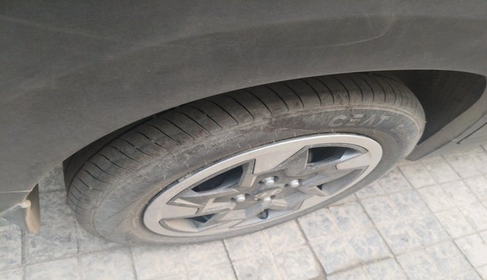 2025 Hyundai EXTER SX Tech 1.2 Petrol AMT, Petrol, Automatic, 7,466 km, tyre