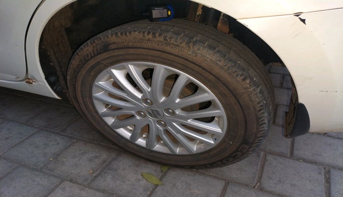 2019 Maruti Dzire ZXI, Petrol, Manual, 40,683 km, tyre