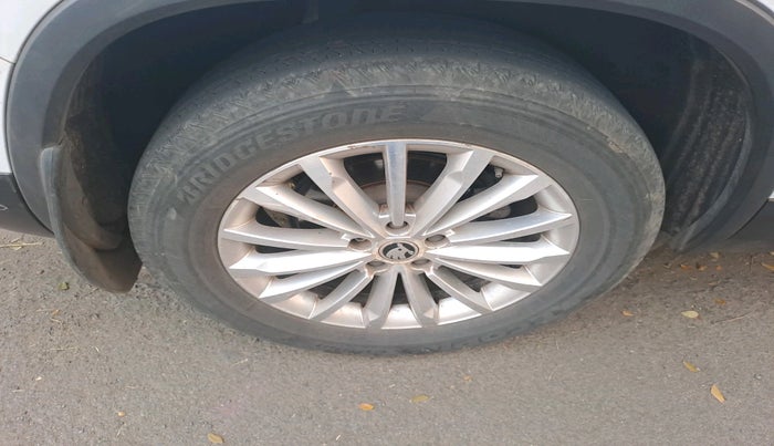 2017 Skoda Kodiaq STYLE 2.0 TDI 4X4 AT, Diesel, Automatic, 78,751 km, tyre