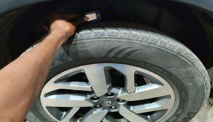 2021 Tata Safari XZ PLUS 6 S, Diesel, Manual, 73,057 km, tyre