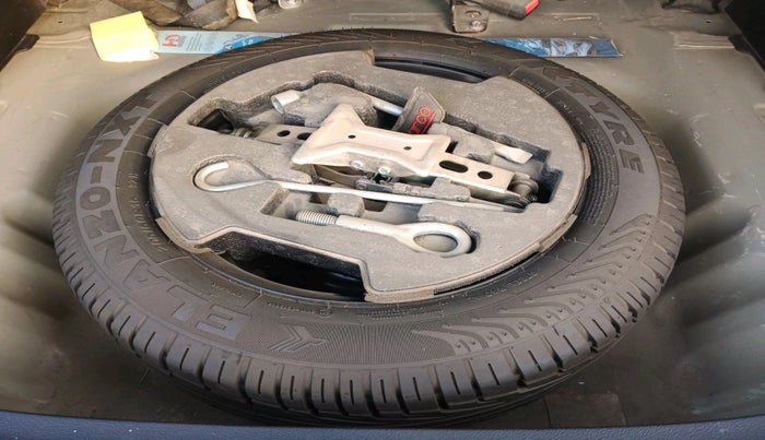 2016 Maruti S Cross ZETA 1.3, Diesel, Manual, 1,30,951 km, tyre